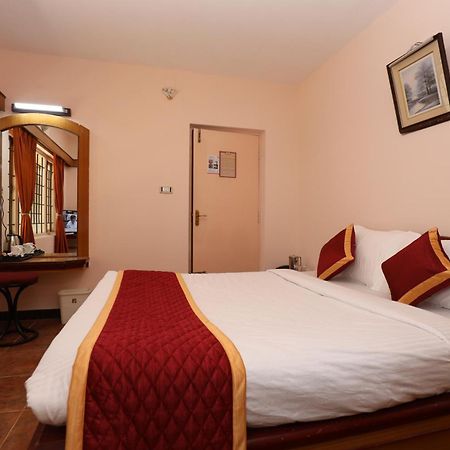 Hotel Silver Oak Ooty Ngoại thất bức ảnh
