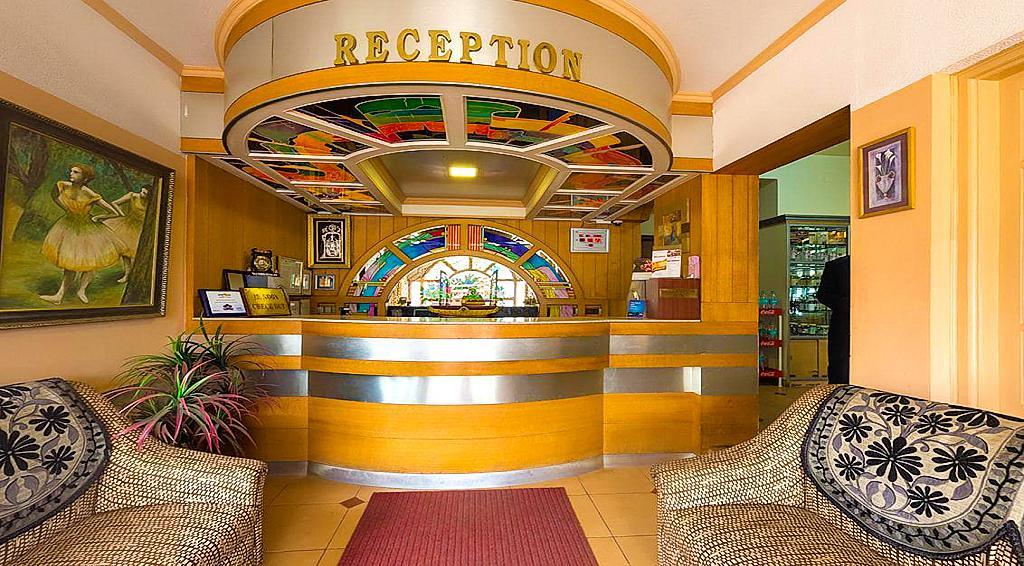 Hotel Silver Oak Ooty Ngoại thất bức ảnh