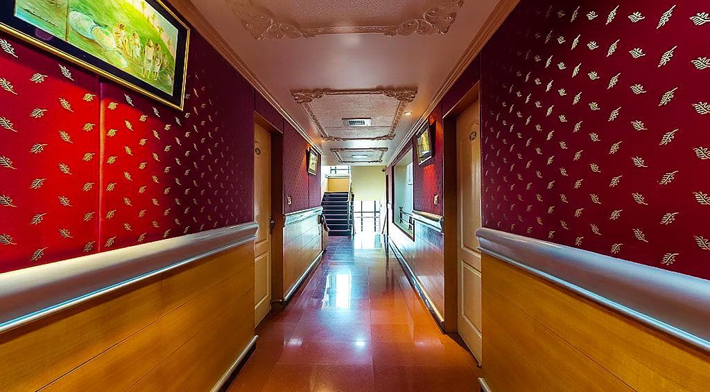 Hotel Silver Oak Ooty Ngoại thất bức ảnh